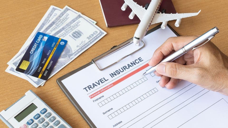 האם צריך לעשות ביטוח בריאות בנסיעות לחו"ל?