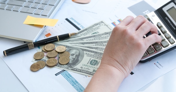 חישוב הוצאות