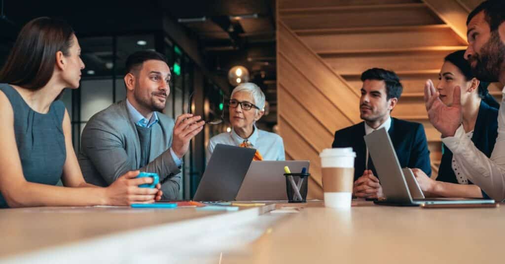 איך לשפר את הביצועים של העסק שלך ב-4 דרכים