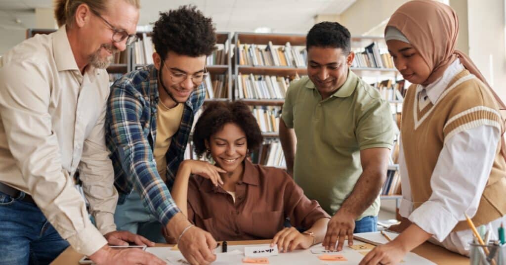פיתוח יחסים עסקיים בינלאומיים