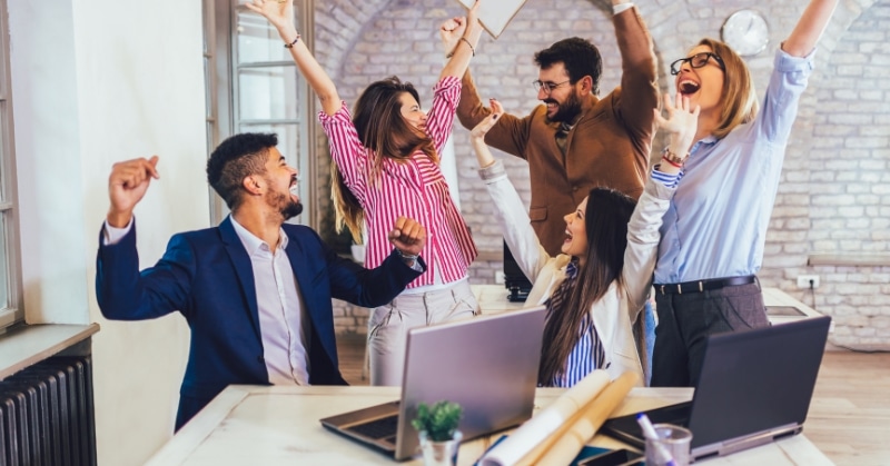 חגיגת הצלחות קטנות בדרך