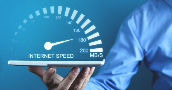 אינטרנט מהיר ויציב